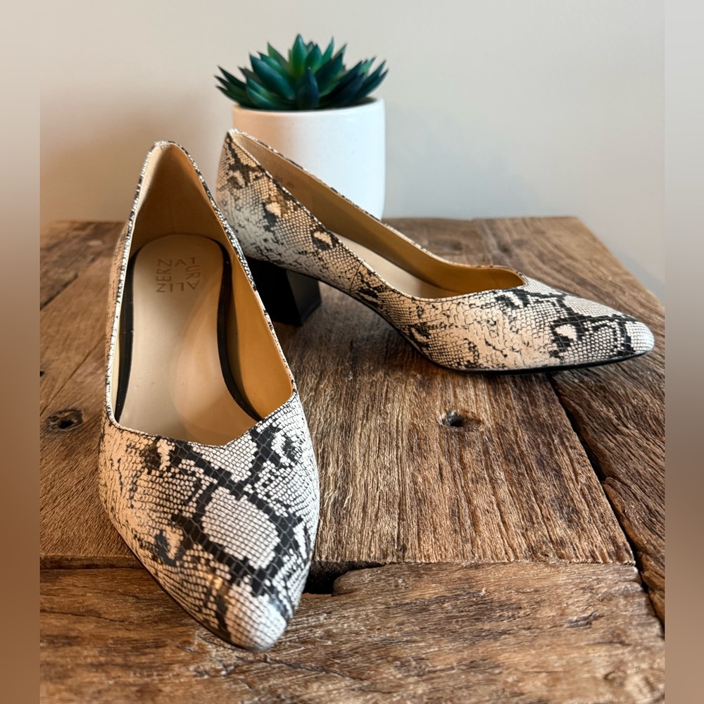 Naturalizer 'Mali' Snakeskin Block Heel Pump Size 8.5M